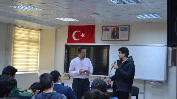 SANLABın kurucusu olan Salih KÜKREK, Trabzon Fen Lisesi ve Yomra Fen Lisesi öğrencileri ile bir araya geldi.
