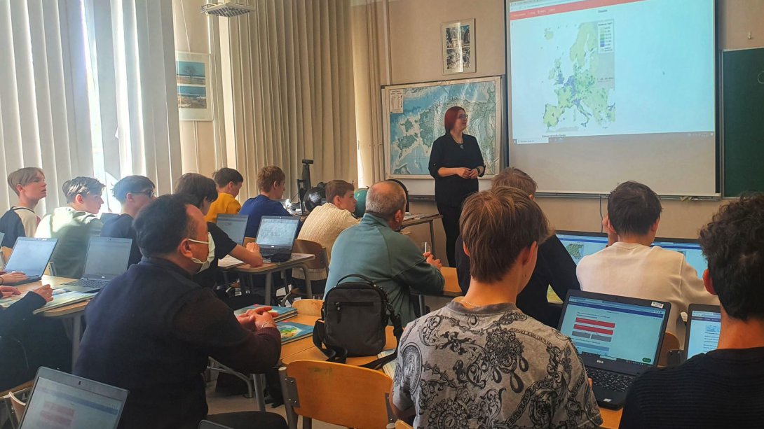 Kapsayıcı Eğitim İle Kurulacak Kültürlerarası Köprüler Projesi Kapsamında Finlandiya/Helsinki International School of Vantaa'da İşbaşı Gözlem Faaliyeti Gerçekleştirildi